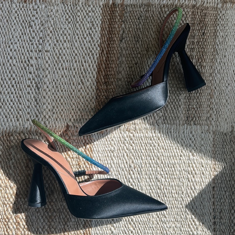 NWT D’Accori Saturn Satin Slingback Pumps